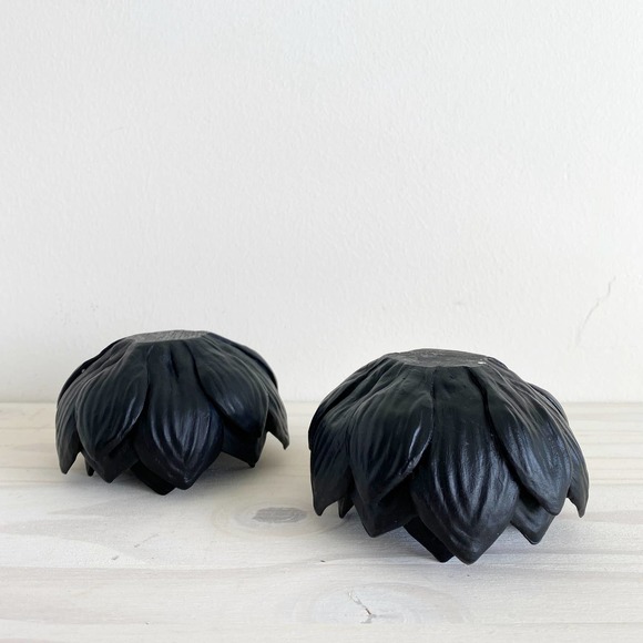 Lotus Flower Style Candle Holders Matte Black Set of 2 - Picture 7 of 8